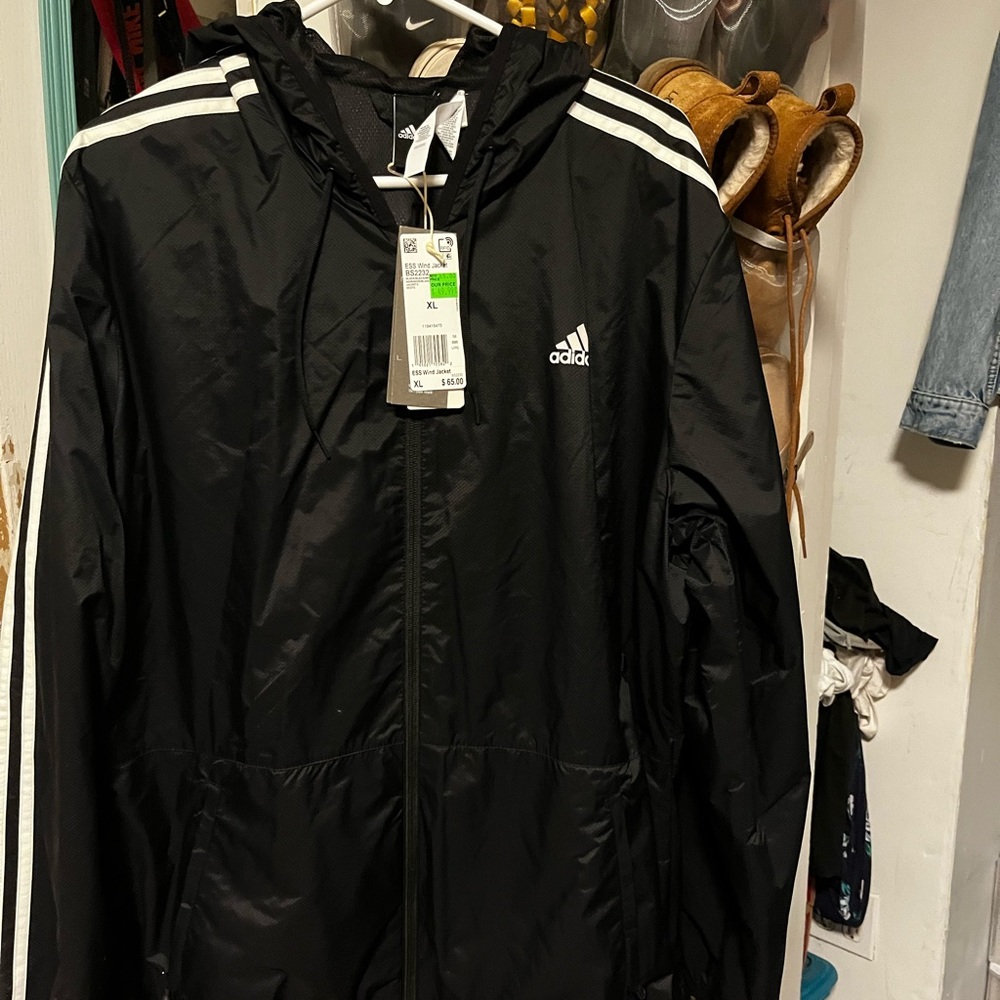 NWT Adidas windbreaker